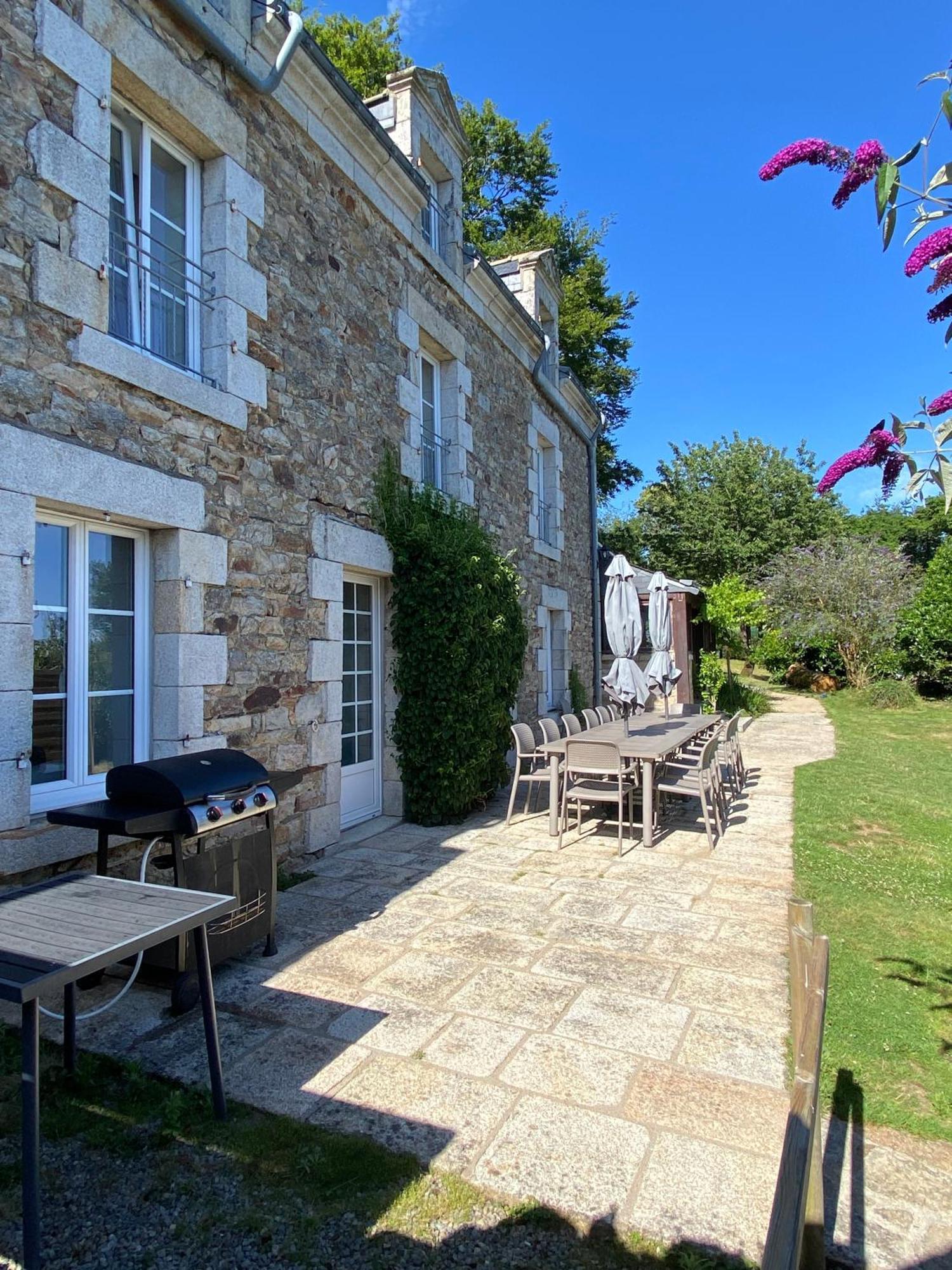 Domaine De Lann Kerhuerh Pension La Chapelle-Neuve  Buitenkant foto